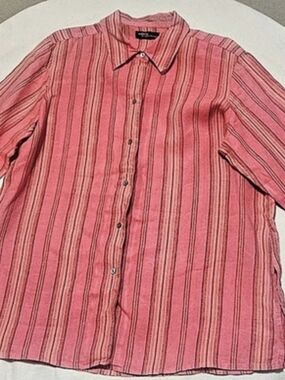 Valerie by Valerie Stevens Women's Pink Striped Button Down Shirt